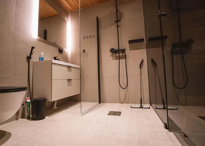 Capercaillie Levi #6