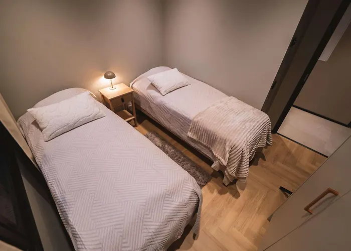 Capercaillie Levi #6 شقة *